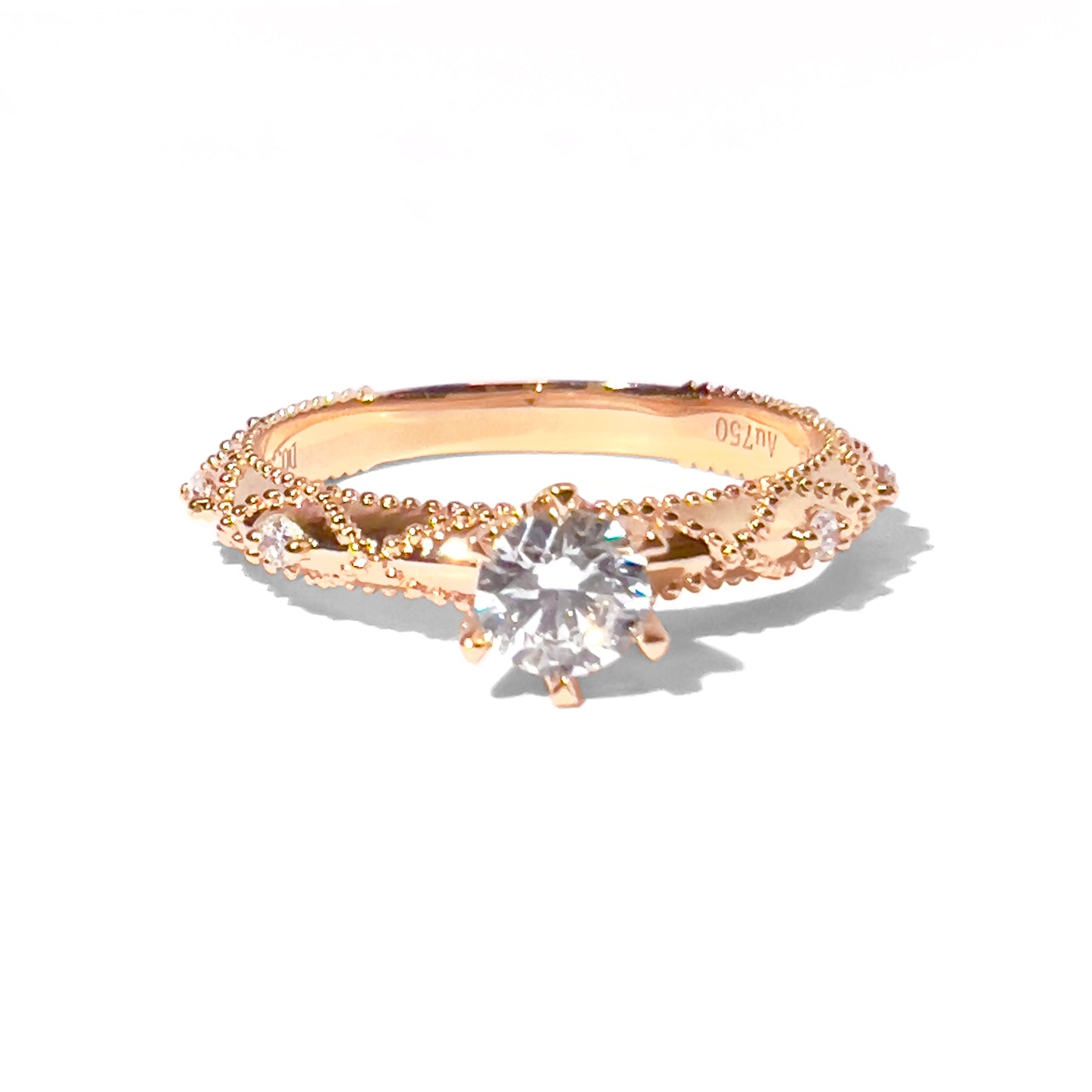 18K 配鑽鑽石戒指