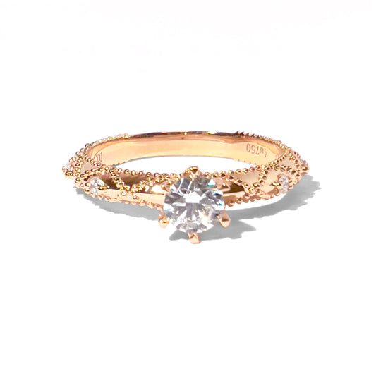 18K 配鑽鑽石戒指