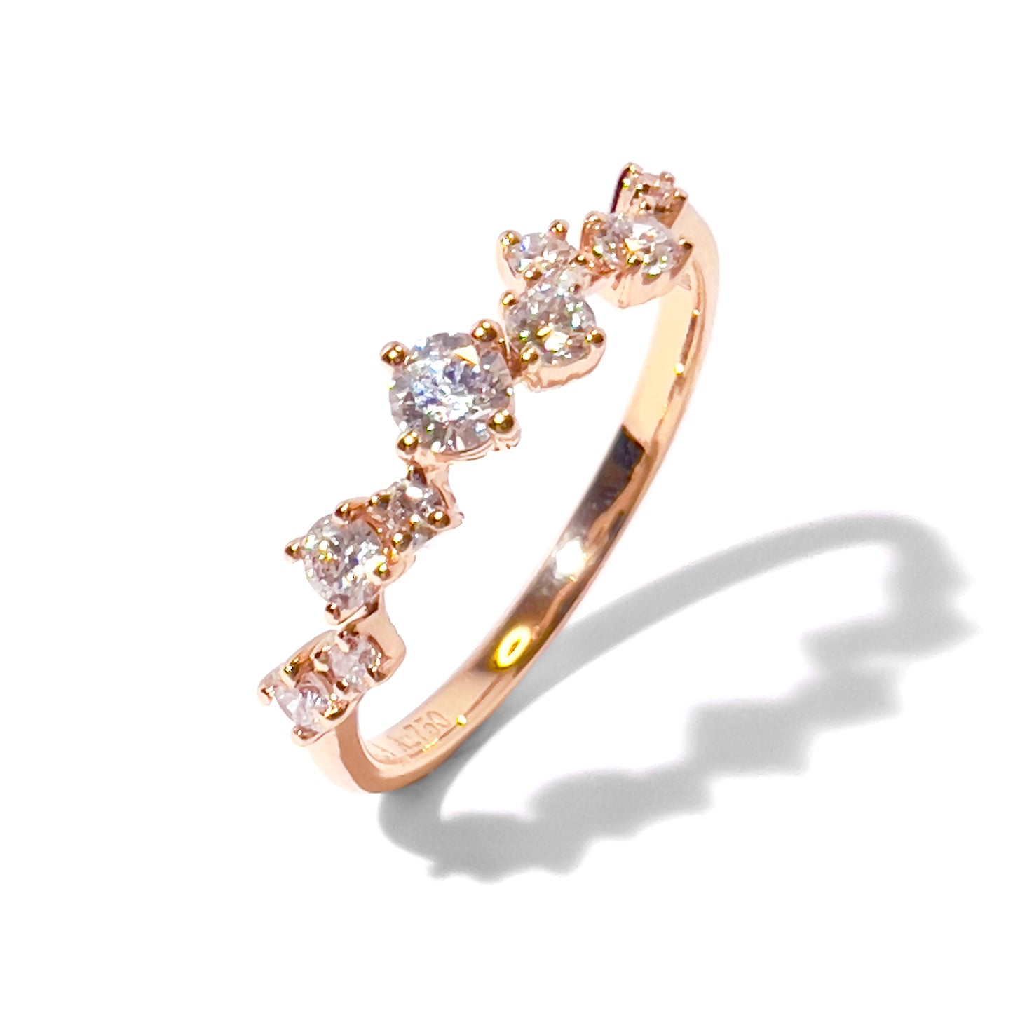 18K 繁星群鑲鑽石戒指