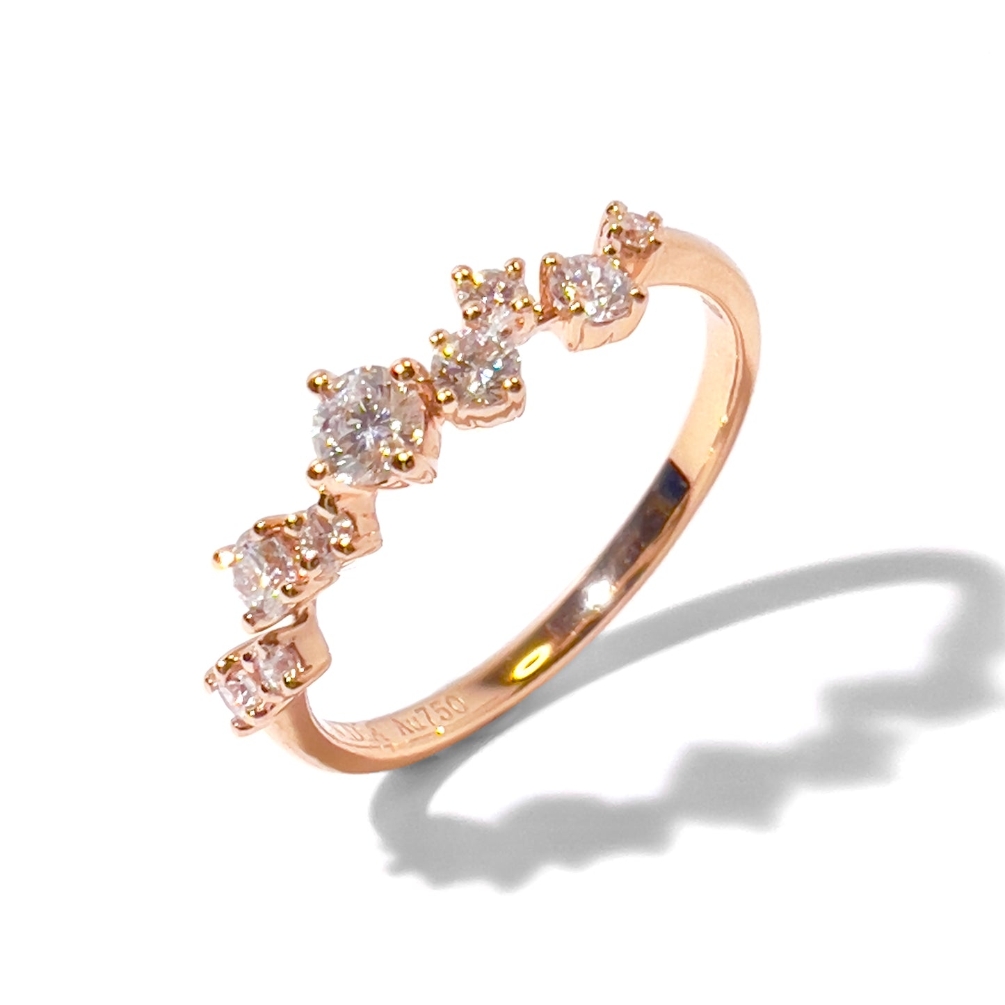 18K 繁星群鑲鑽石戒指